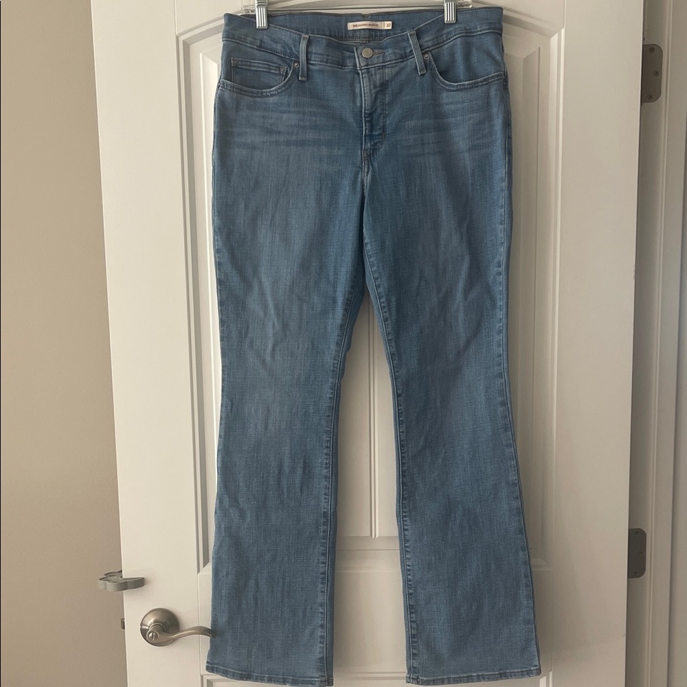 Levi's Women's Boot Cut Jeans - Light Blue